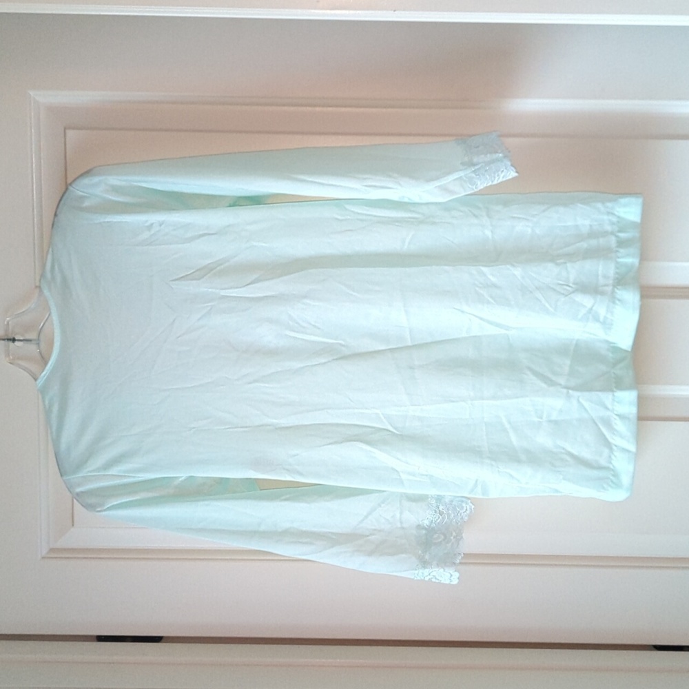Vintage Short Robe - Picture 7 of 7